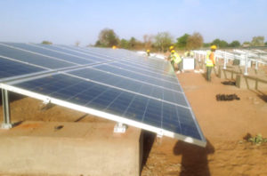 centrale solaire au sol pour entreprise