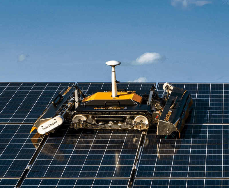 Robot de nettoyage autonome pour panneau solaire