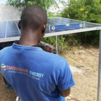 kit solaire batterie délestage Dakar
